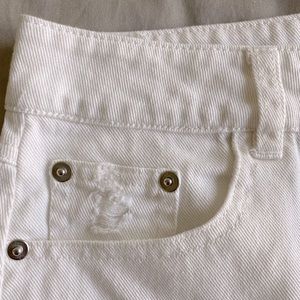 White denim skirt